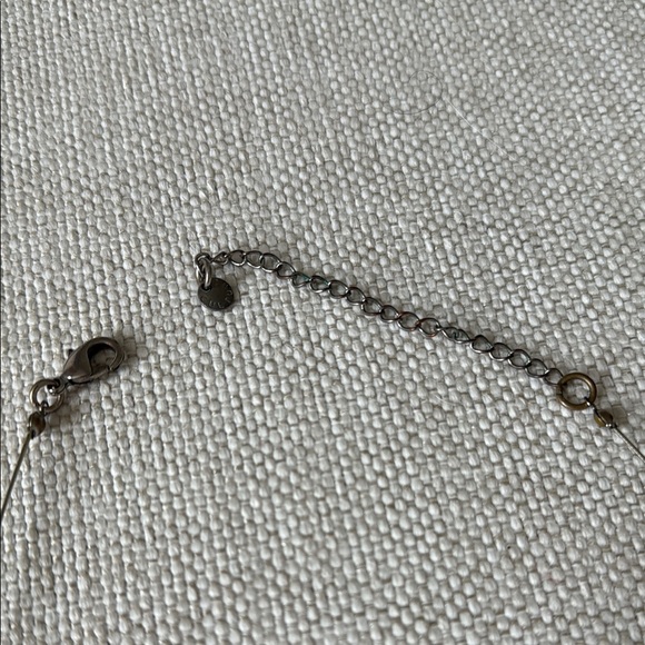 Culture Shell Necklace - Picture 5 of 12